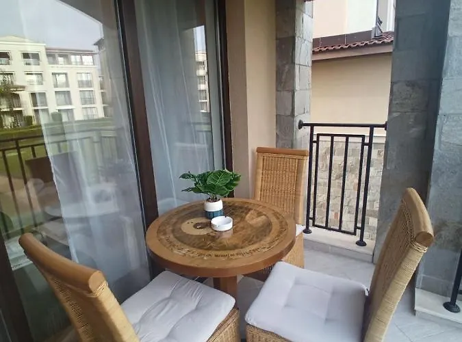 Apartamento Blue в местност каваци,