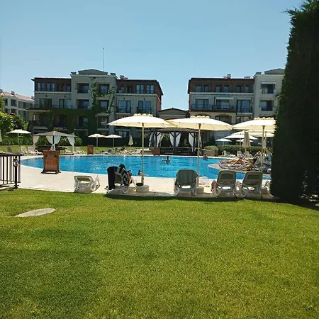 Apartment Blue Kavatsi,